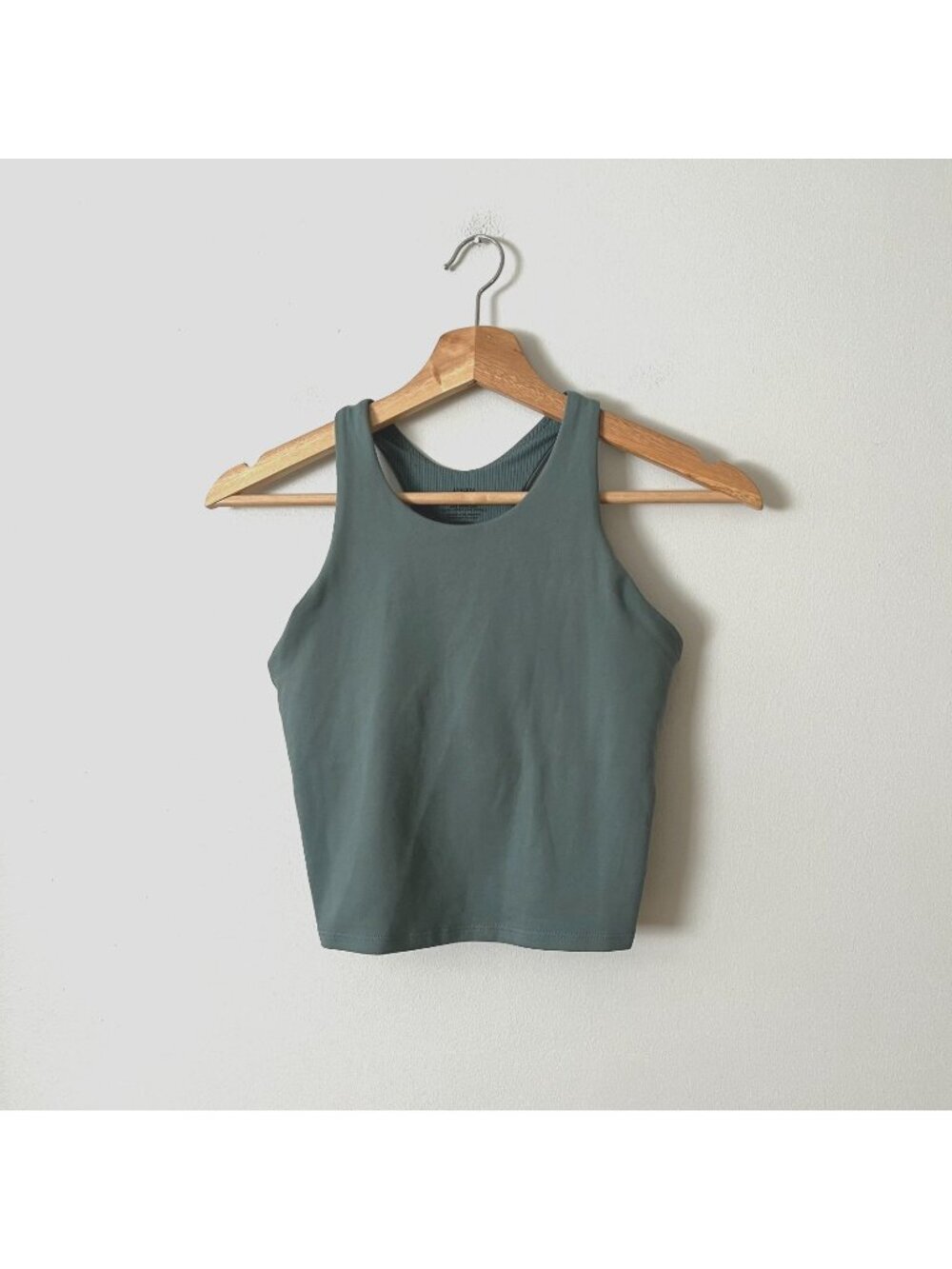 Athleta Girl Long Distance Bra Tank Top Green Girl's Size XL/14